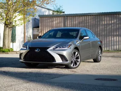 123oto THAY KÍNH XE Ô TÔ Lexus ES 350 tận nơi